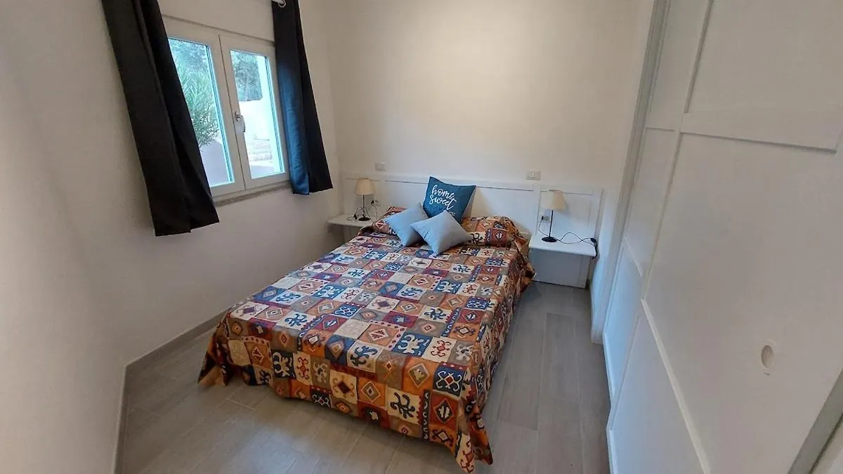 Il Rumore Del Mare Beach House Trinità d'Agultu Lejlighed